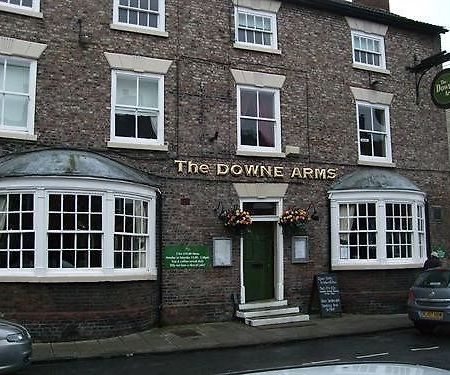 ホテル The Downe Arms Snaith エクステリア 写真
